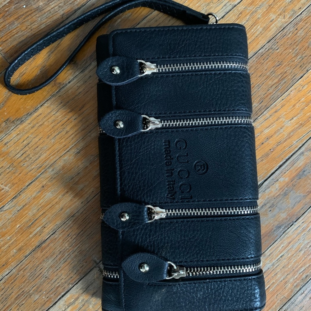GUCCI WALLET